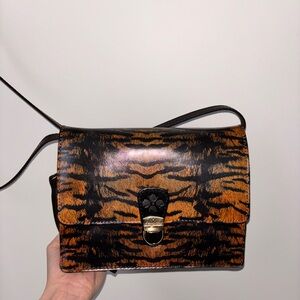 Brand new tiger print Patricia Nash purse